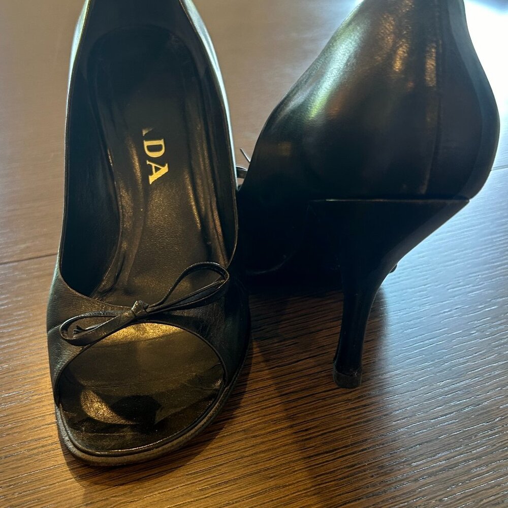 PRADA Black Leather Heels with Bow - Size 38